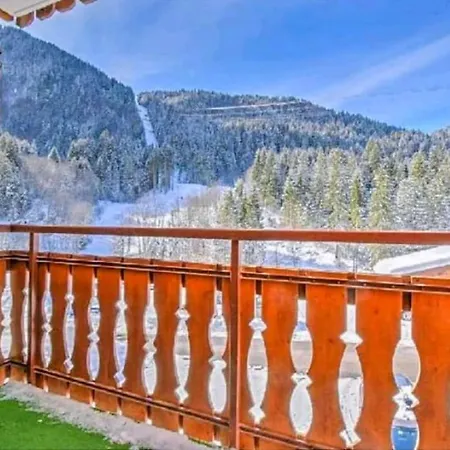 2 Pieces Aux Pieds Des Pistes Avec Wifi *